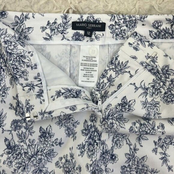 Mario Serrani Womens Pants Size 12 Blue White Floral Stretch Crop Ankle Slim Fit - Picture 5 of 12